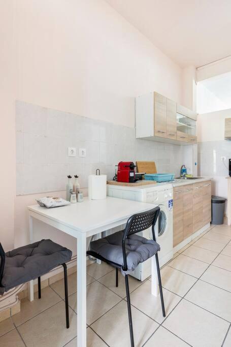 Apartment Seaside Escape - Apollon *
